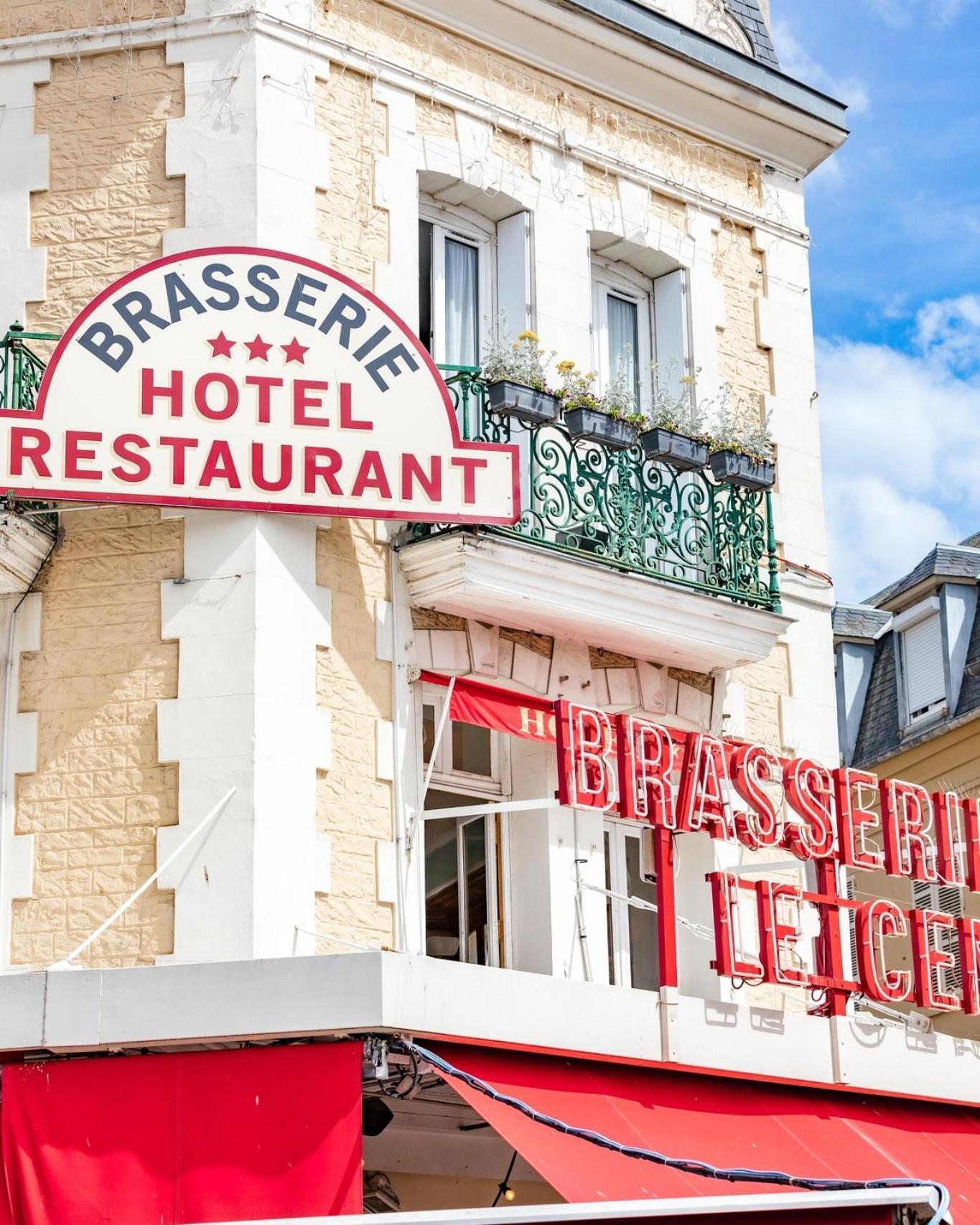 Hotel Le Central Trouville-sur-Mer Extérieur photo